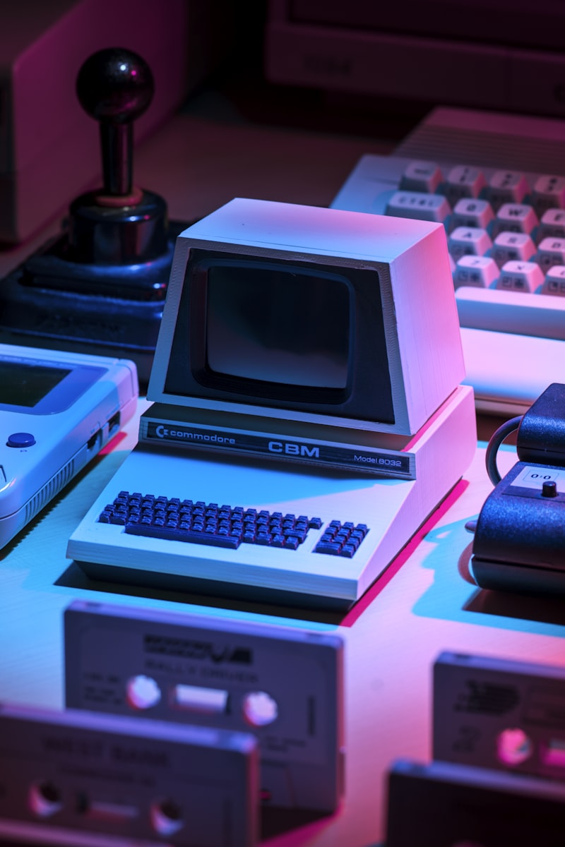 体育纪录片《冠军之路》海报，运动员在赛场上奋力冲刺的瞬间